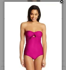 O’Neill Juniors Solids One Piece Swimsuit, Fuchsia